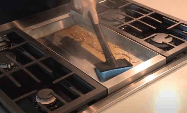 steps-to-clean-gas-stove-griddle