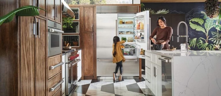 sub zero refrigerator freezer makes noise